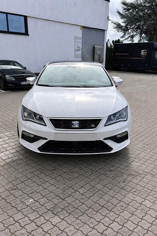 Gebraucht Seat Leon SC FR 179 PS (131 kW) 2017 Weiß Kleinwagen