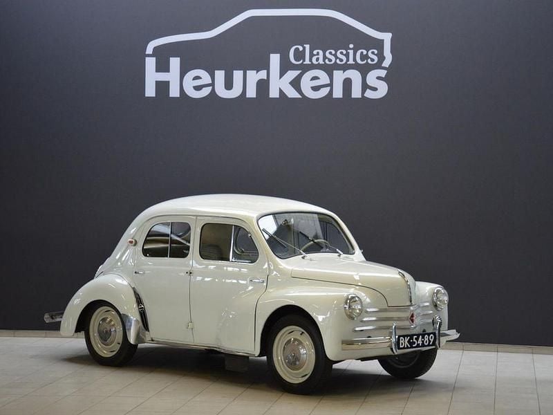 Second-hand Renault 4CV 26 CP (19 kW) 1960 Alb Berlinǎ