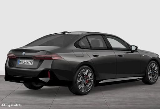 Gebraucht BMW i5 Sport Line 442 kW (601 PS) 2025 Grau Limousine