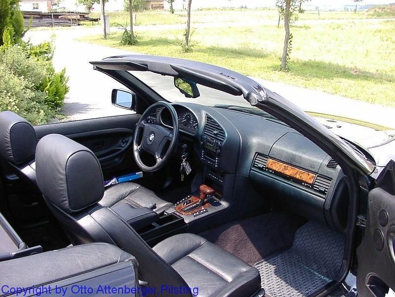 Gebraucht BMW 320 Cabriolet Performance 150 PS (110 kW) 1996 Schwarz Cabrio