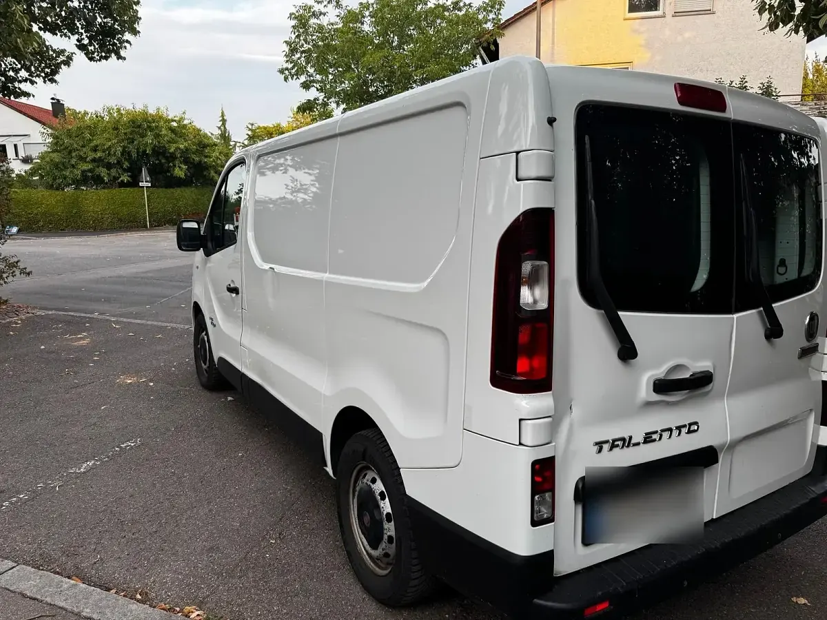 Gebraucht Fiat Talento 145 PS (106 kW) 2016 Weiß Van / Kleinbus