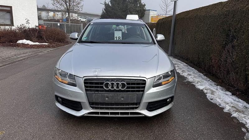 Gebraucht Audi A4 Attraction 143 PS (105 kW) 2008 Silber Kombi