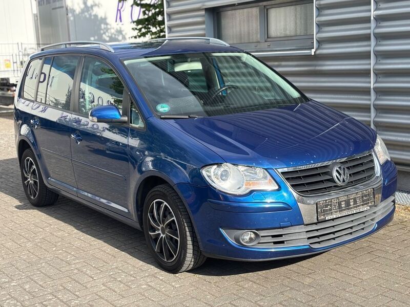 Blau Gebraucht 2007 VW Touran Trendline Van / Kleinbus | 3.290 € (Guter Preis) - Bild 1/4