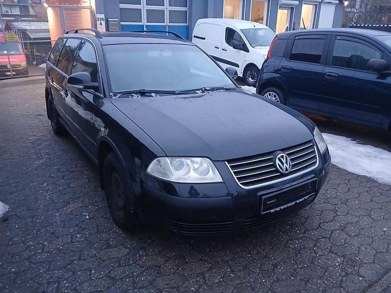 Gebraucht VW Passat 102 PS (75 kW) 2005 Schwarz Kombi