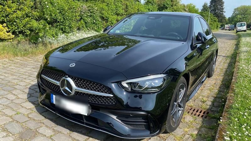 Schwarz Gebraucht 2023 Mercedes C220 Limousine | 47.000 € - Bild 1/4