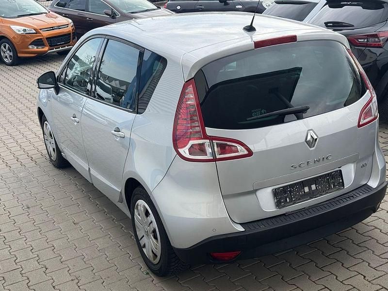 Gebraucht Renault Scénic III Bose Edition 110 PS (80 kW) 2011 Silber Van / Kleinbus
