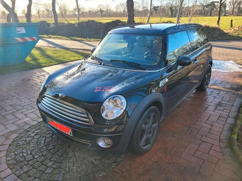 Schwarz Gebraucht 2009 Mini Clubman Kombi | 1.400 € - Bild 1/4