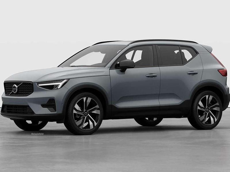 Andere farbe ggf. mit aufpreis Neu 2025 Volvo XC40 Plus SUV | 36.490 € (Superpreis) - Bild 1/3