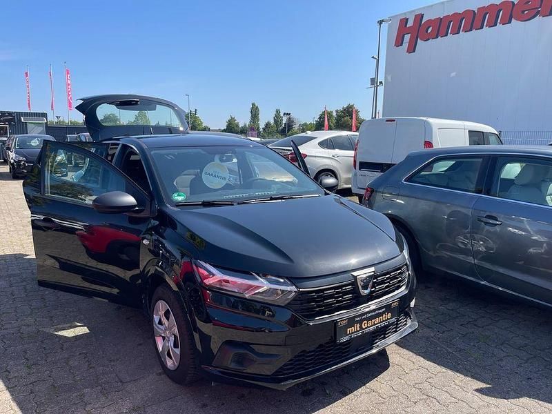 Schwarz Gebraucht 2022 Dacia Sandero Essentiel Kleinwagen | 12.199 € (Guter Preis) - Bild 1/4