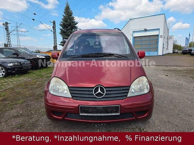 Gebraucht Mercedes Vaneo 91 PS (66 kW) 2003 Rot Van / Kleinbus