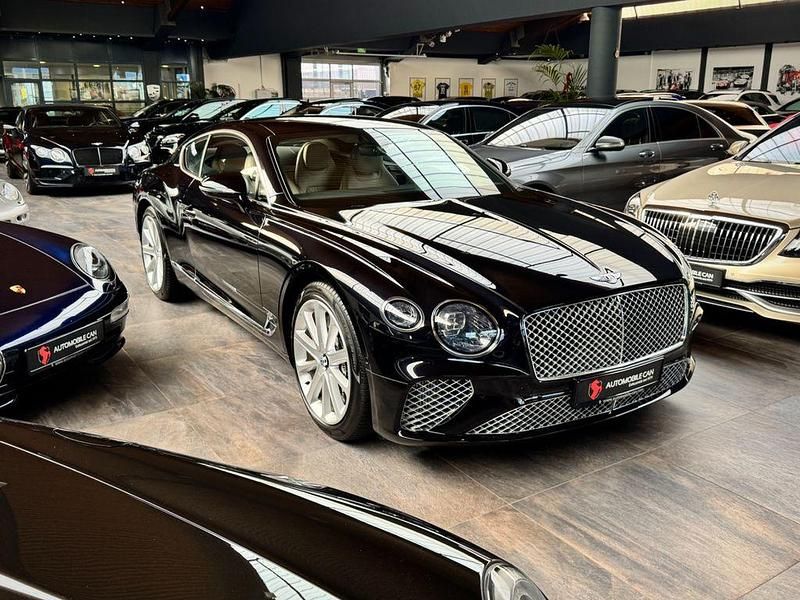 Gebraucht Bentley Continental GT 635 PS (467 kW) 2018 Onyx schwarz Coupé