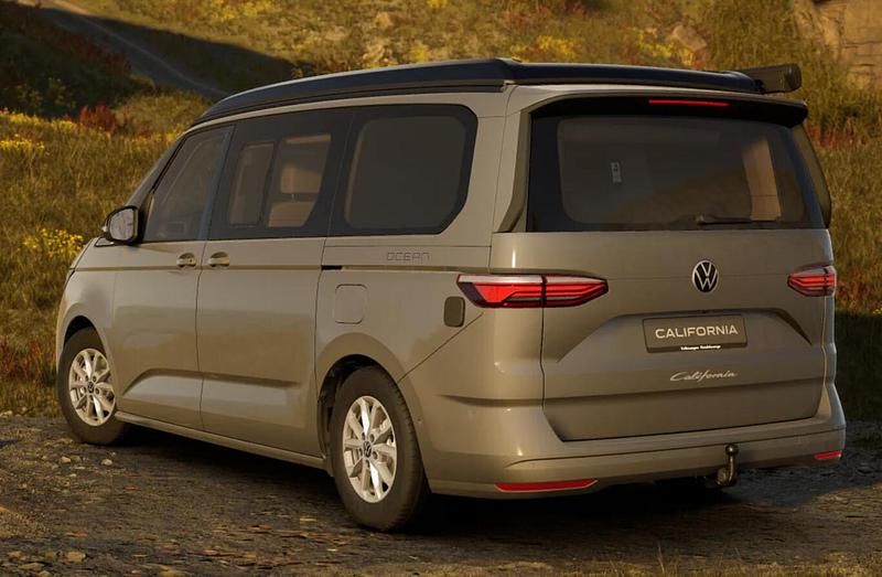 Neu VW California California 150 PS (110 kW) 2026 Pure grey / deep black perleffek Van