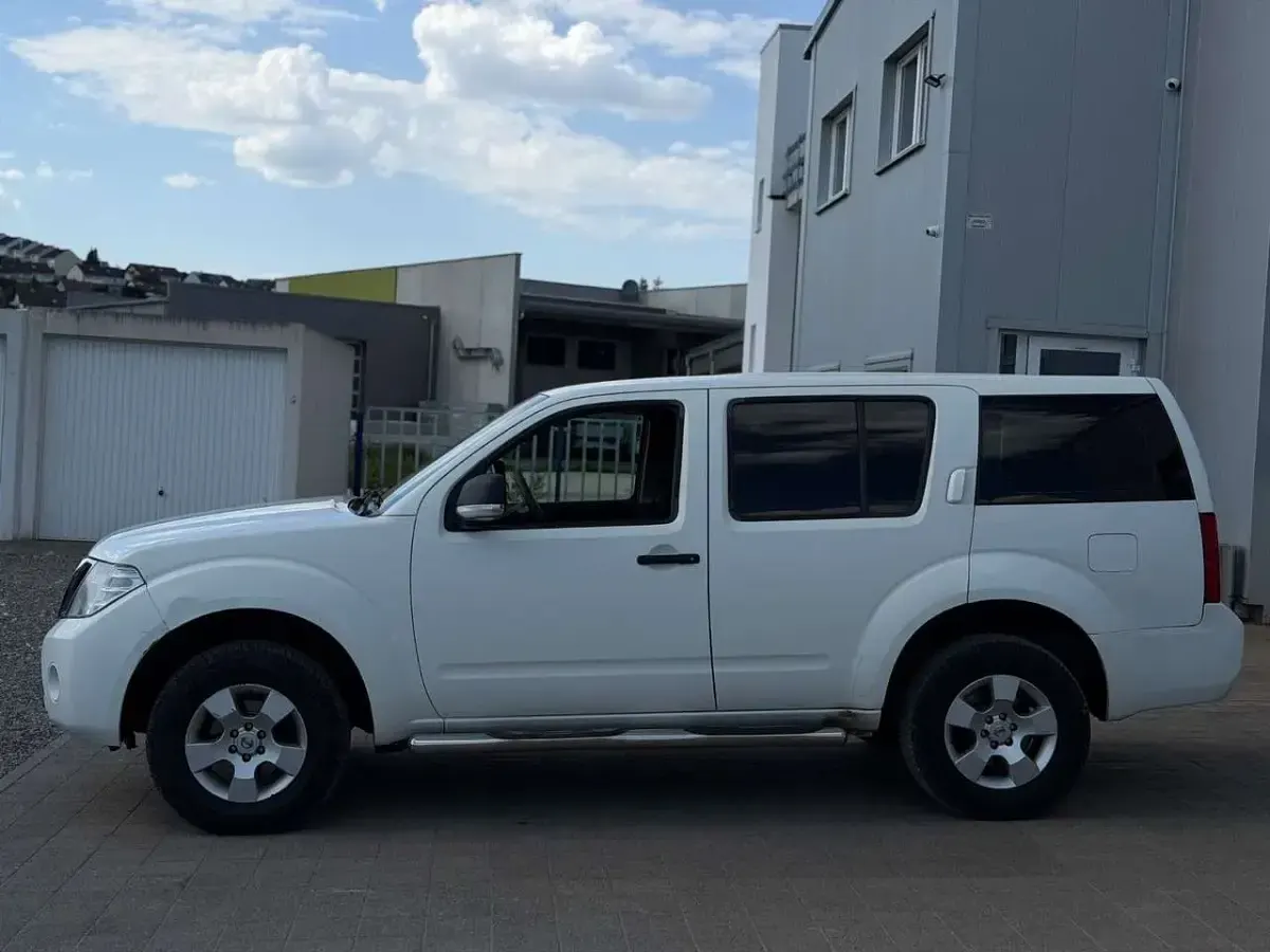 Gebraucht Nissan Pathfinder 190 PS (139 kW) 2010 Weiß SUV