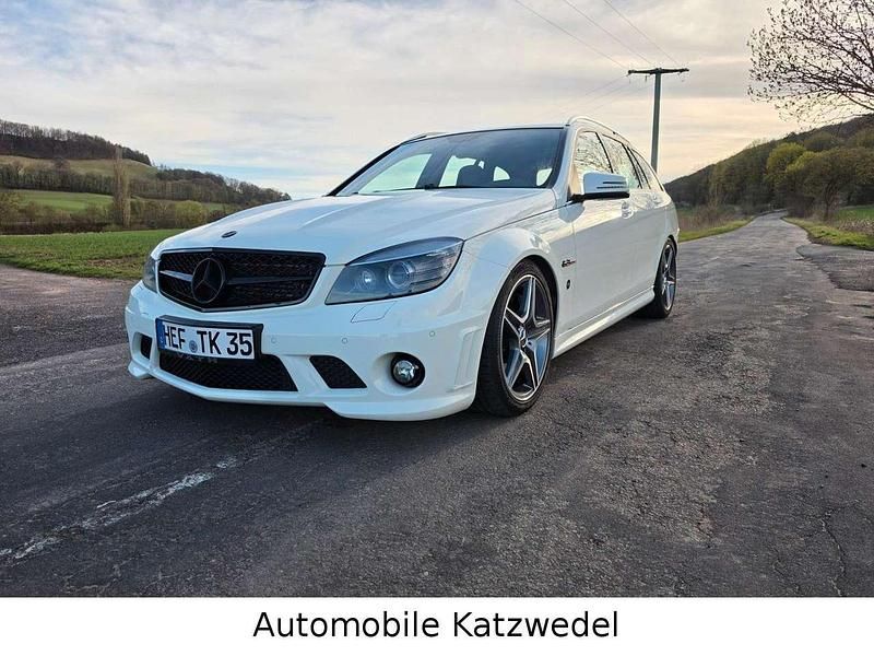 Gebraucht Mercedes C63 AMG AMG 565 PS (415 kW) 2010 Weiß Kombi
