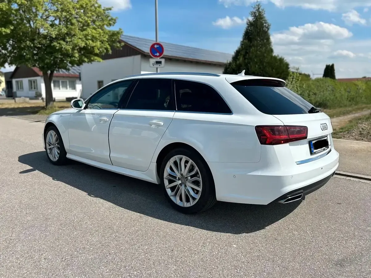 Używany Audi A6 Ambiente 272 KM (200 kW) 2017 Biały Kombi
