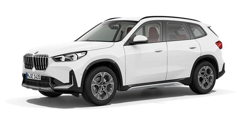 Weiß Gebraucht 2025 BMW X1 Comfort Edition SUV | 43.091 € (Superpreis) - Bild 1/4