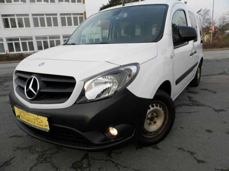 Weiß Gebraucht 2018 Mercedes Citan 112 Kombi | 11.490 € (Superpreis) - Bild 1/4