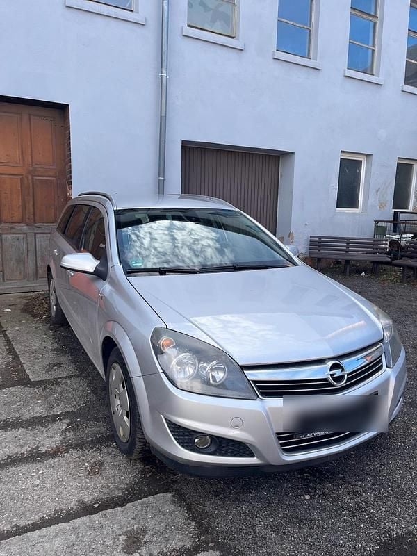 Gebraucht Opel Astra 145 PS (106 kW) 2006 Silber Kombi