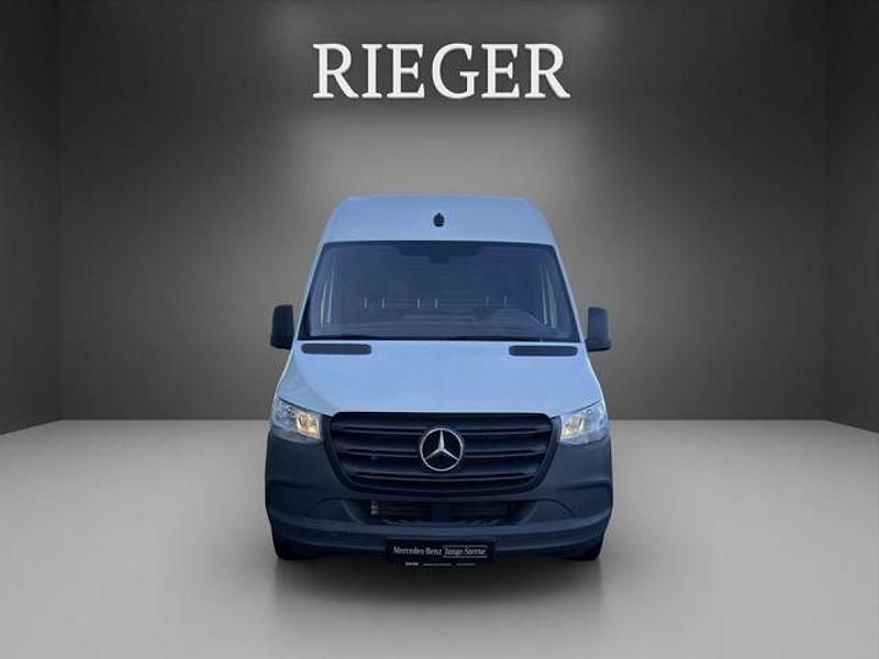 Gebraucht Mercedes Sprinter 150 PS (110 kW) 2024 Arktikweiß Van