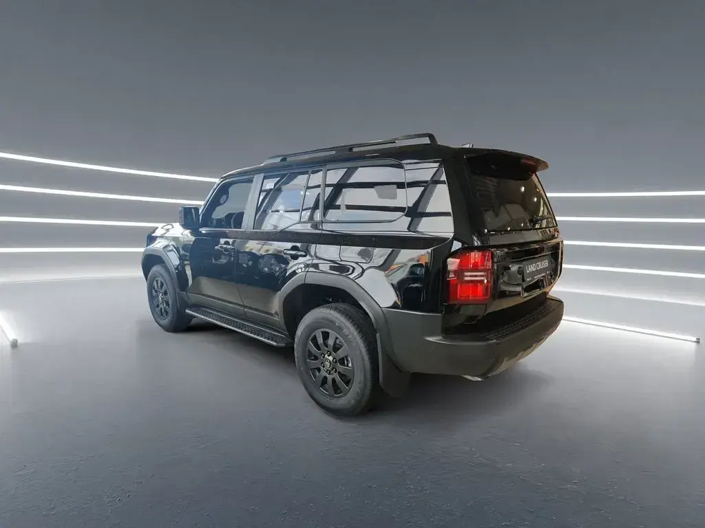 Neu Toyota Land Cruiser Executive 207 PS (152 kW) 2026 Schwarz SUV