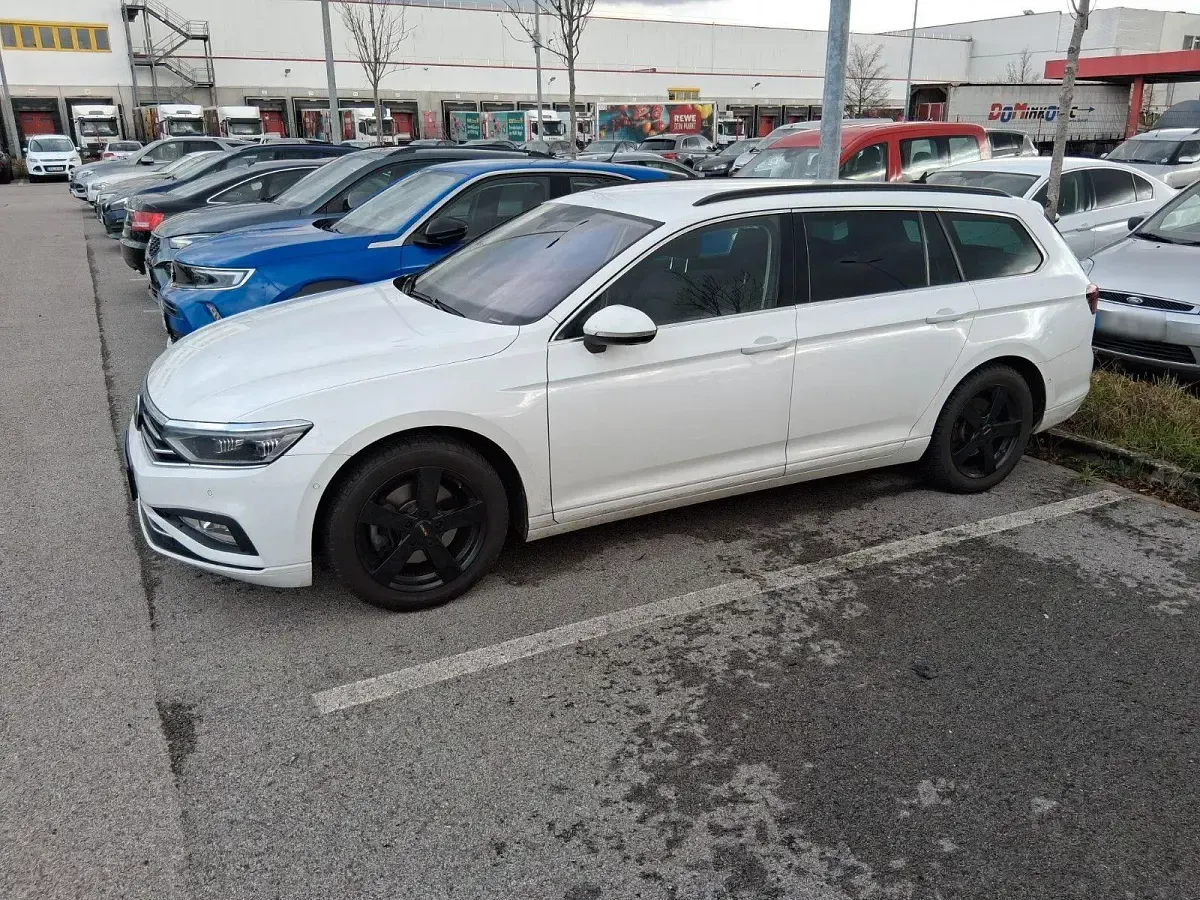 Gebraucht VW Passat 200 PS (147 kW) 2022 Weiß Kombi
