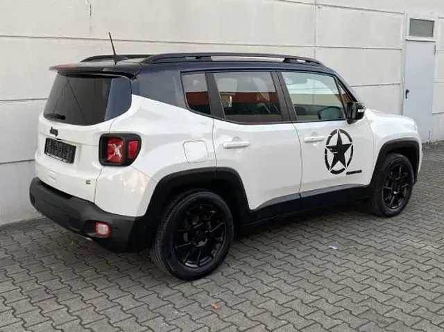 Gebraucht Jeep Renegade 131 PS (96 kW) 2022 Weiß SUV