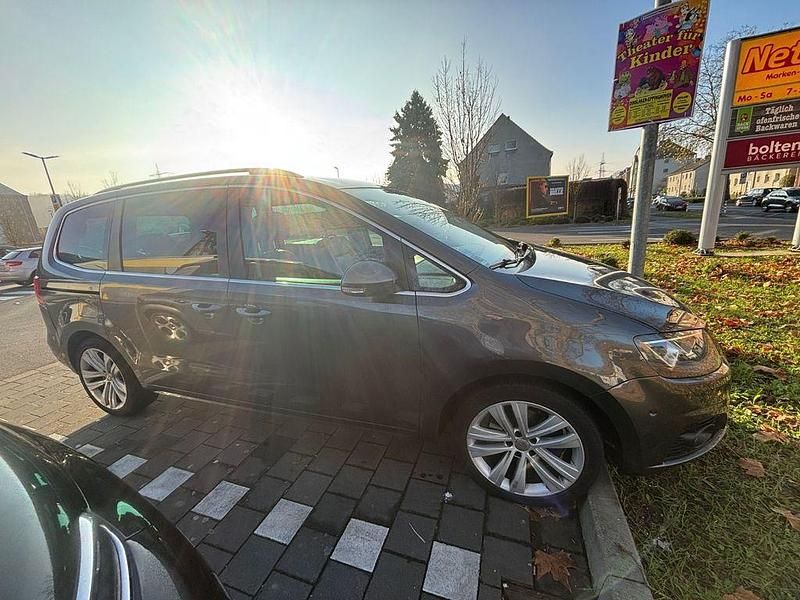 Gebraucht Seat Alhambra Style 170 PS (125 kW) 2012 Grau Van / Kleinbus