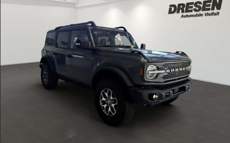 Grau Neu 2025 Ford Bronco SUV | 67.990 € - Bild 1/4