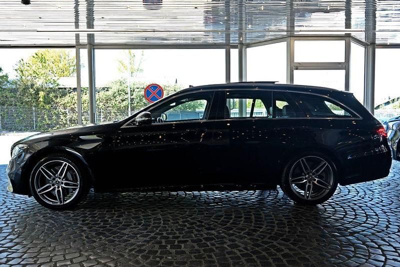 Gebraucht Mercedes E450 AMG line 367 PS (269 kW) 2019 Schwarz Limousine