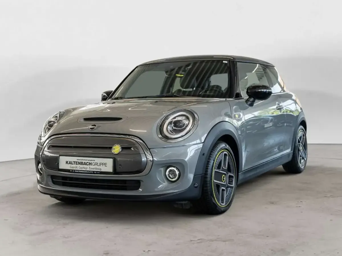 Gebraucht Mini Cooper SE 135 kW (184 PS) 2021 Moonwalk grey Kleinwagen