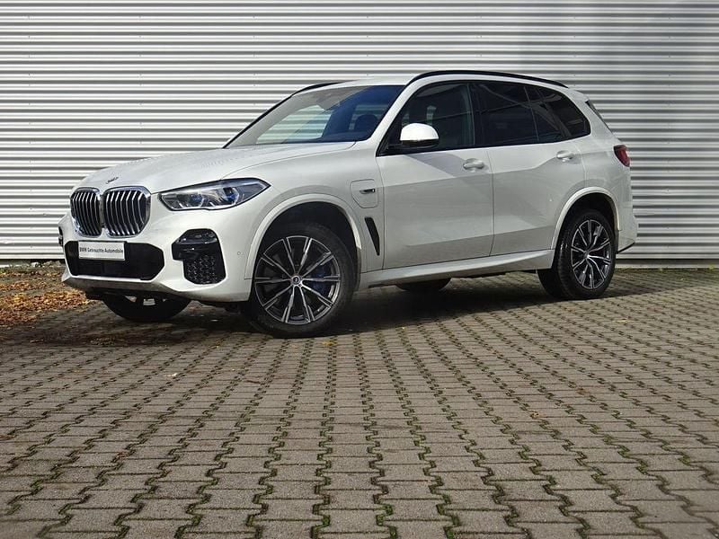 Alpinweiß uni Gebraucht 2022 BMW X5 M Sport SUV | 58.675 € (Superpreis) - Bild 1/4