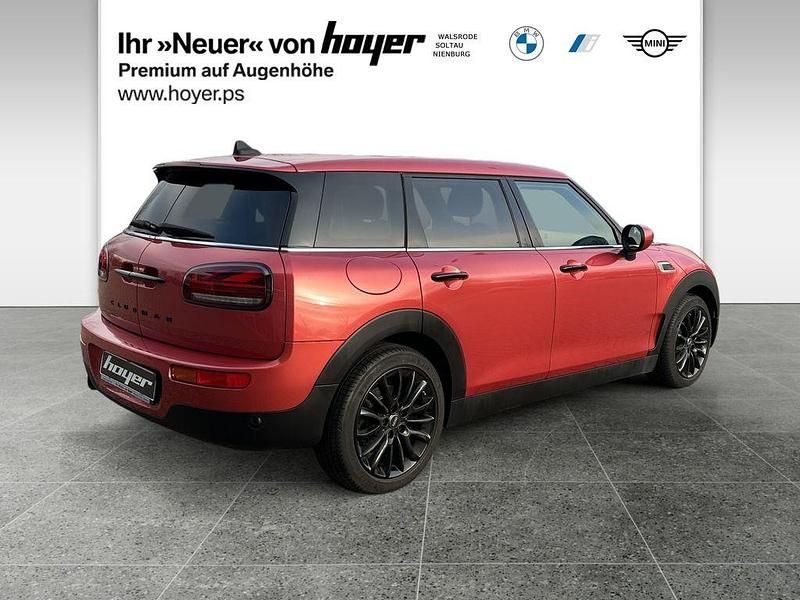 Gebraucht Mini One Clubman 102 PS (75 kW) 2022 Indian summer red (metallic) Kombi