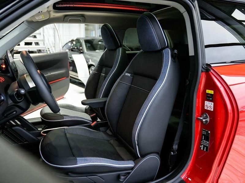 Gebraucht Mini Cooper Classic 135 kW (184 PS) 2024 Rot Kleinwagen