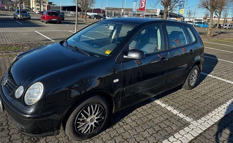 Gebraucht VW Polo Cricket 75 PS (55 kW) 2004 Schwarz Kleinwagen