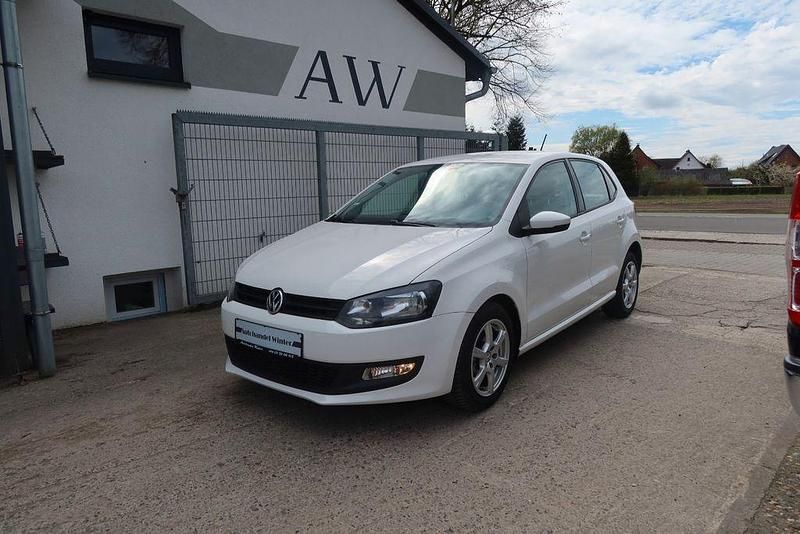 Used VW Polo S 90 HP (66 kW) 2013 White Hatchback