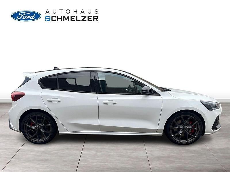 Gebraucht Ford Focus ST 280 PS (205 kW) 2023 Weiß Limousine