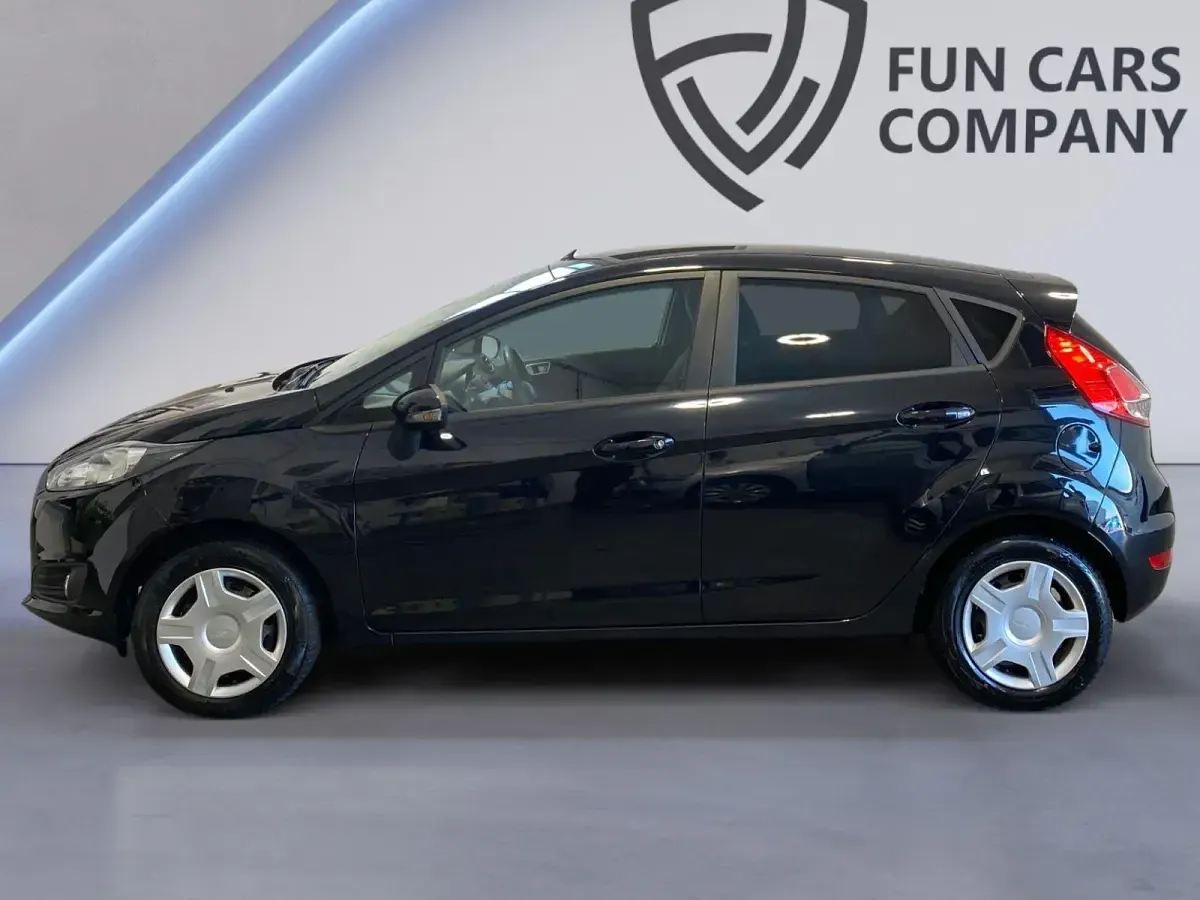 Gebraucht Ford Fiesta Trend 80 PS (58 kW) 2013 Schwarz Kleinwagen