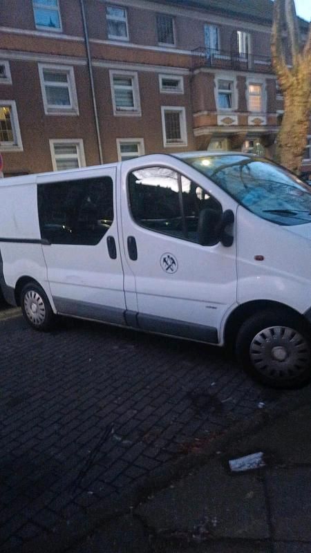 Gebraucht Opel Vivaro 101 PS (74 kW) 2001 Weiß Van / Kleinbus