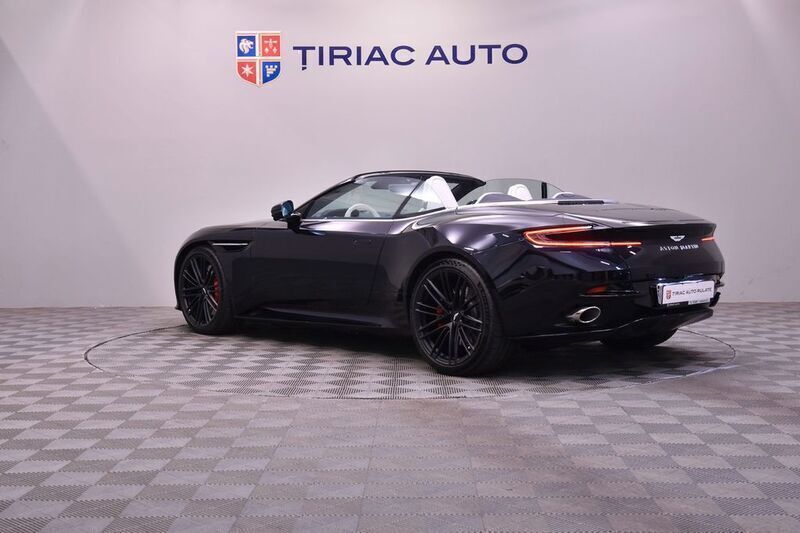 Gebraucht Aston Martin DB12 680 PS (500 kW) 2024 Schwarz Cabrio
