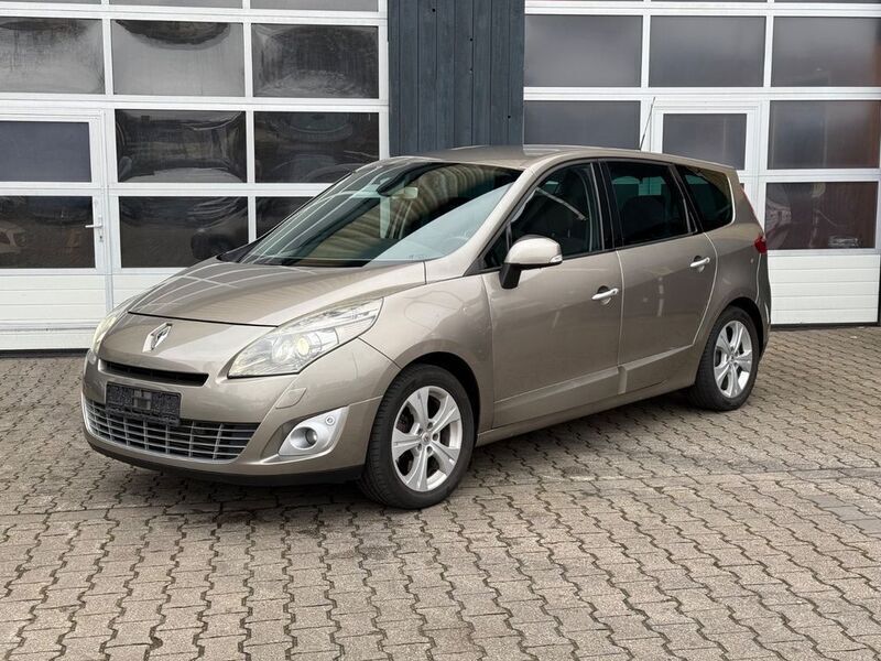 Stone Gebraucht 2010 Renault Scénic III Bose Edition Van / Kleinbus | 3.000 € (Guter Preis) - Bild 1/4