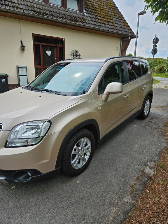 Gebraucht 2011 Chevrolet Orlando LTZ Van / Kleinbus | 6.800 € (Fairer Preis) - Bild 1/4