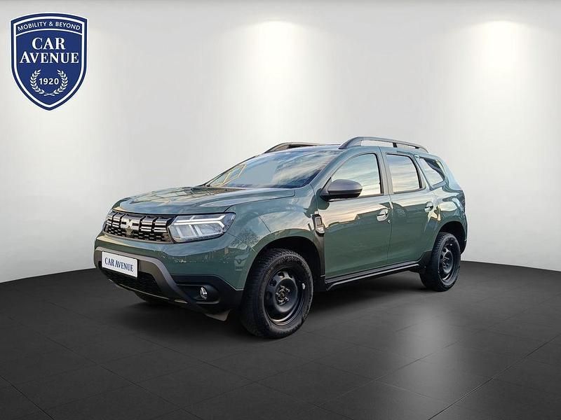 Grau Gebraucht 2023 Dacia Duster Journey SUV | 19.900 € (Fairer Preis) - Bild 1/4