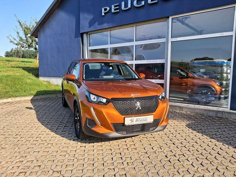 Gebraucht Peugeot 2008 Active 131 PS (96 kW) 2021 Fusion orange SUV