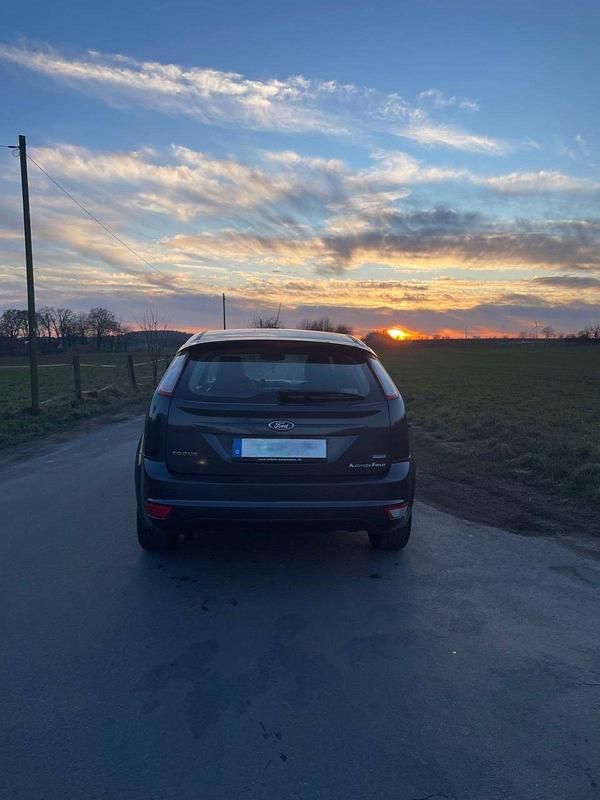 Gebraucht Ford Focus 145 PS (106 kW) 2008 Blau Coupé