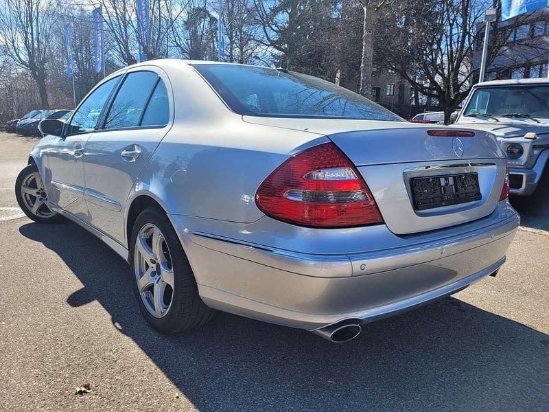 Gebraucht Mercedes E320 224 PS (164 kW) 2006 Iridiumsilber  metalliclack Limousine