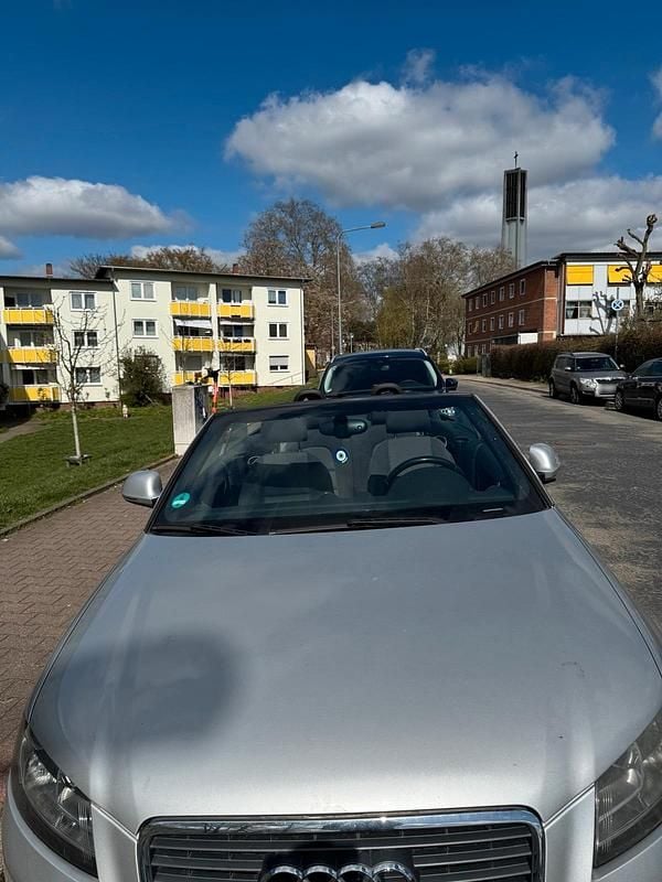 Gebraucht Audi A3 Cabriolet 102 PS (75 kW) 2010 Silber Cabrio