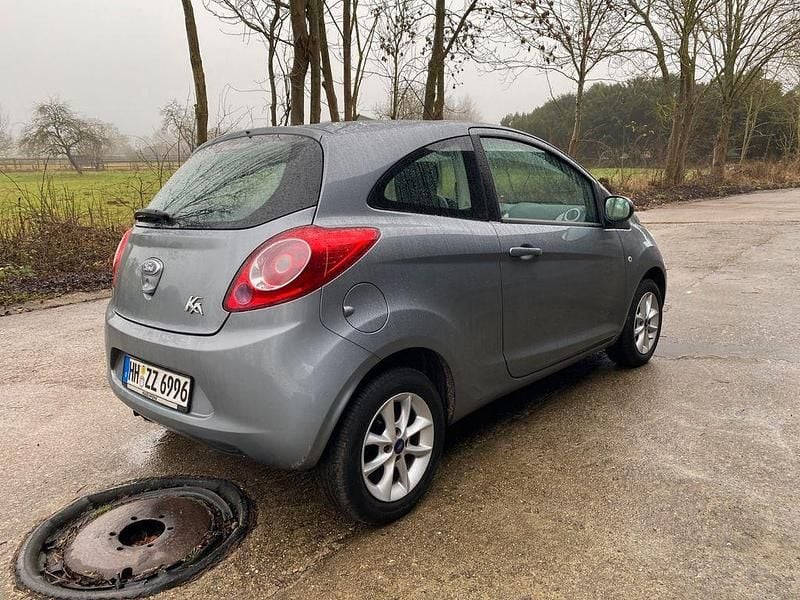 Gebraucht Ford Ka 69 PS (50 kW) 2013 Grau Kleinwagen