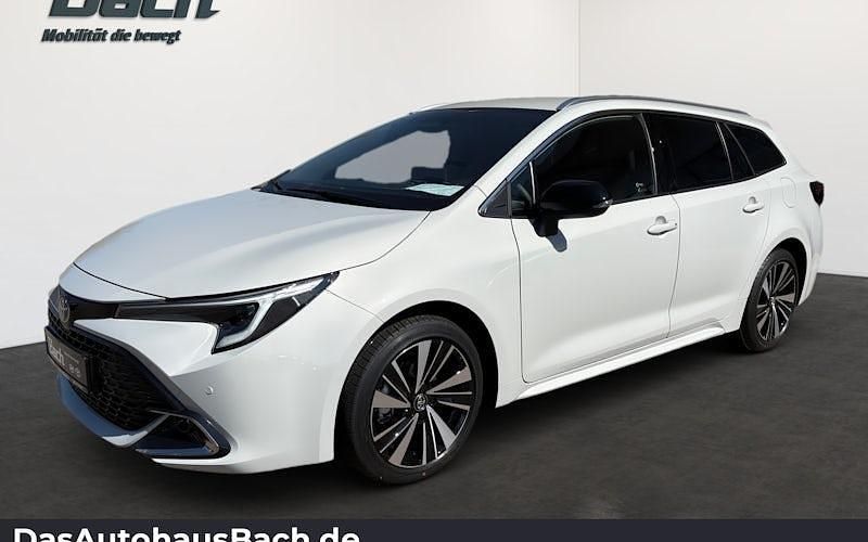 Grau Gebraucht 2025 Toyota Corolla Comfort Kombi | 34.470 € (Teuer) - Bild 1/4