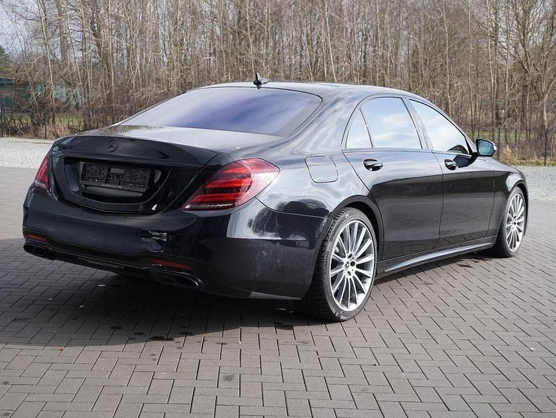 Gebraucht Mercedes S560 AMG 469 PS (344 kW) 2018 Schwarz Limousine