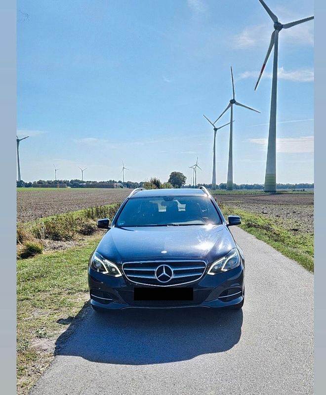 Gebraucht Mercedes 220 170 PS (125 kW) 2014 Blau Kombi